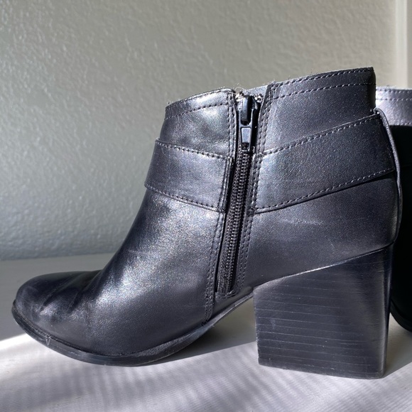 Marc Fisher Booties - Picture 4 of 5
